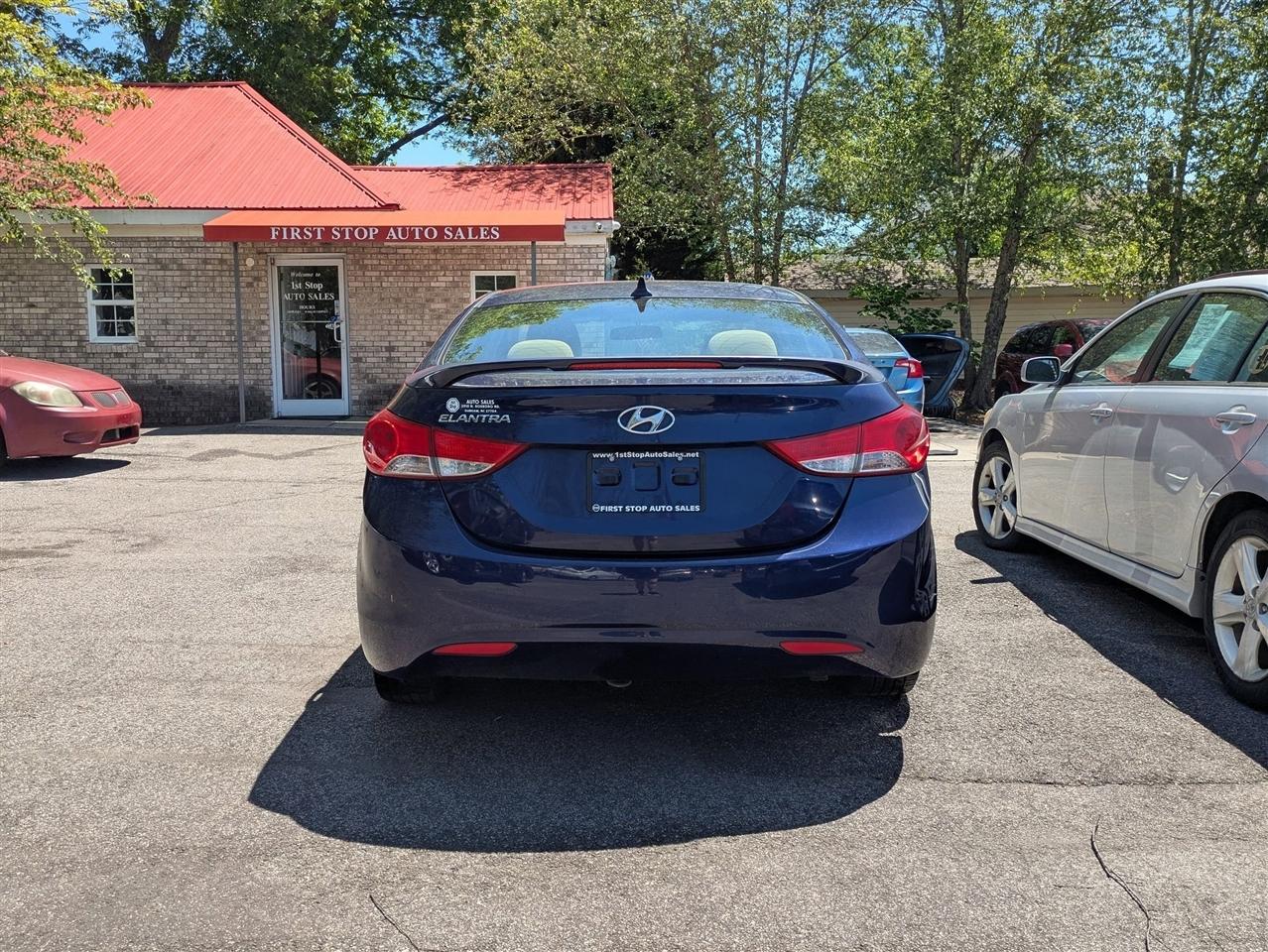 Hyundai Elantra Limited 2013