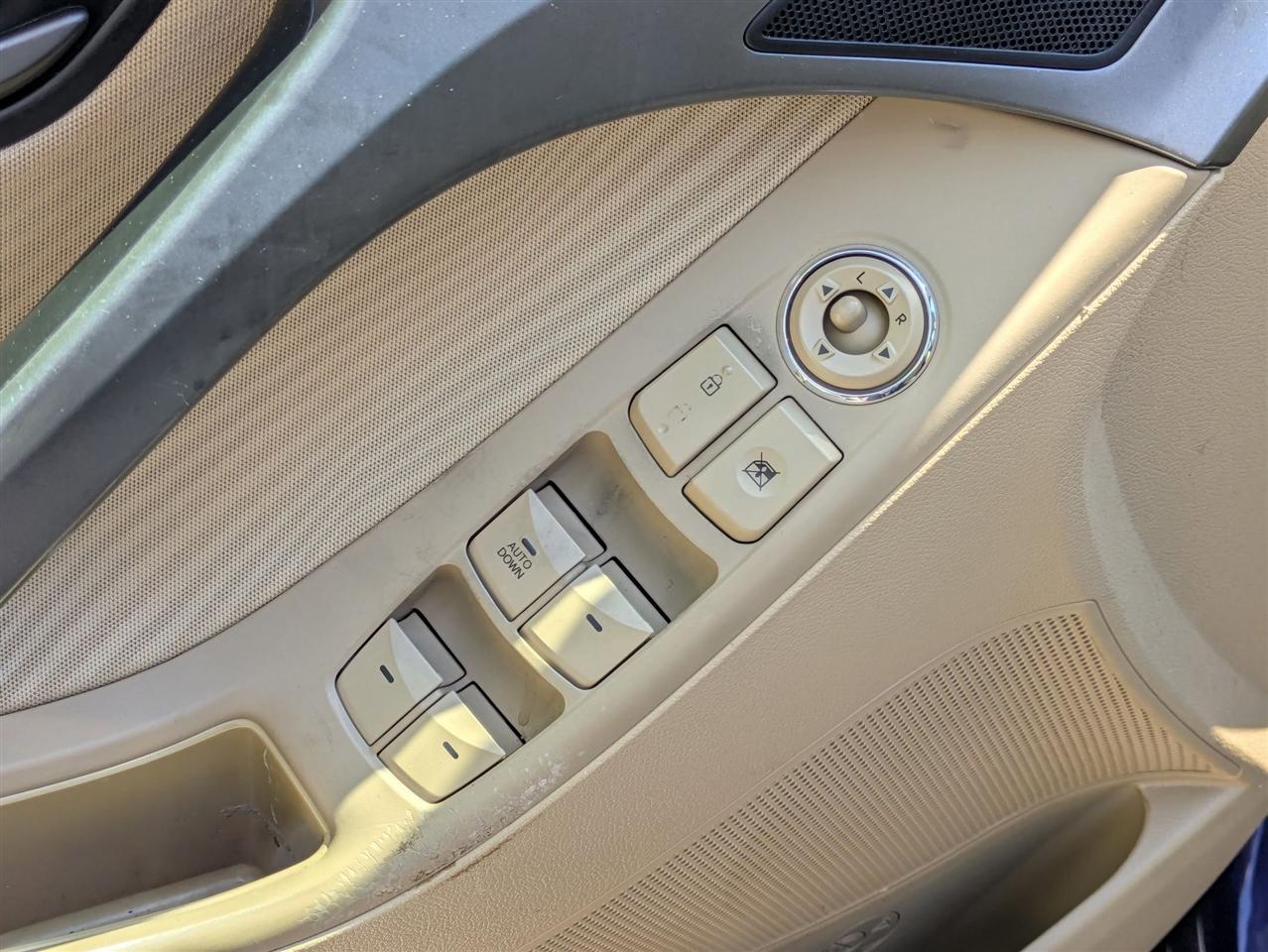 Hyundai Elantra Limited 2013