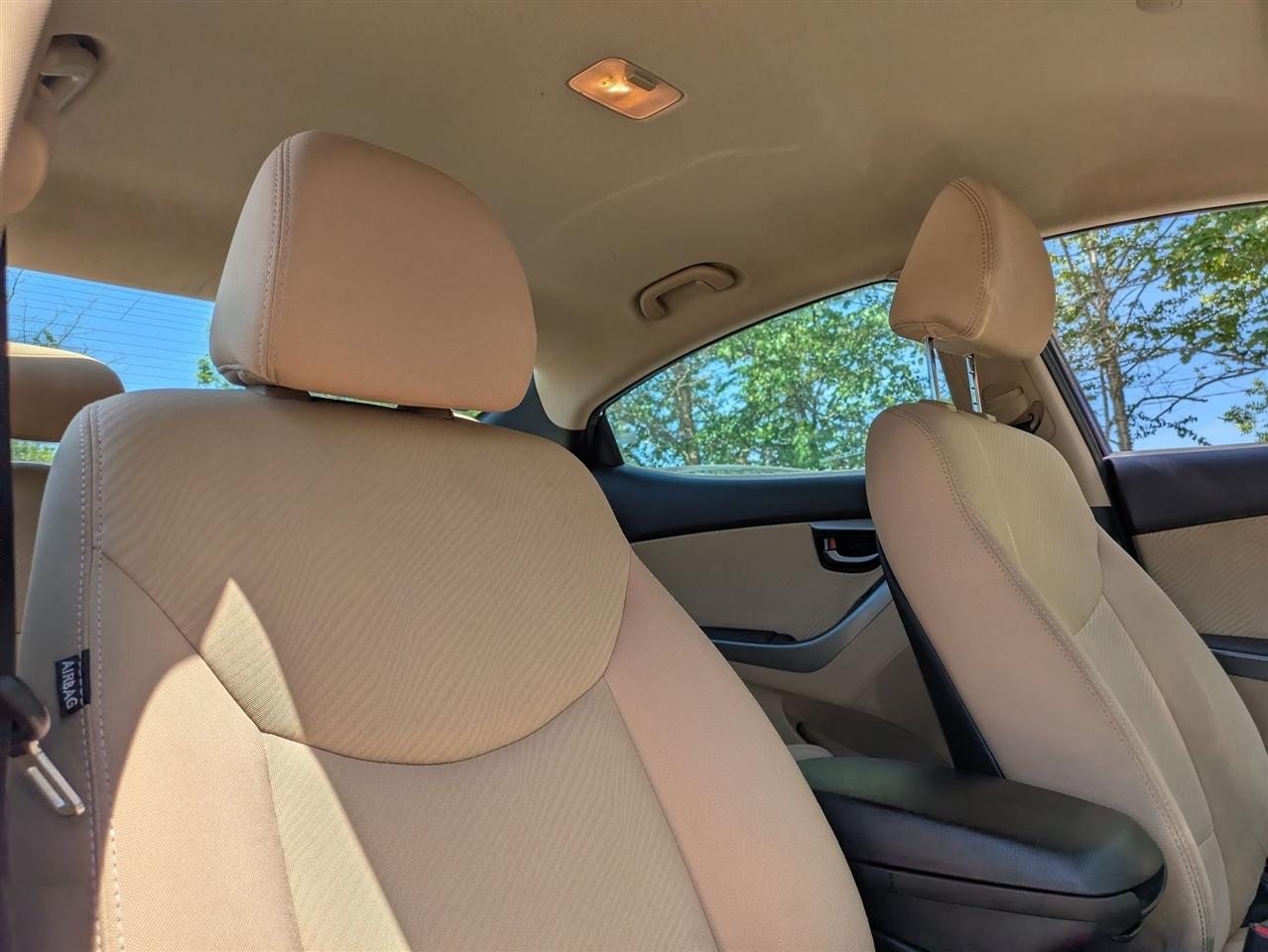 Hyundai Elantra Limited 2013