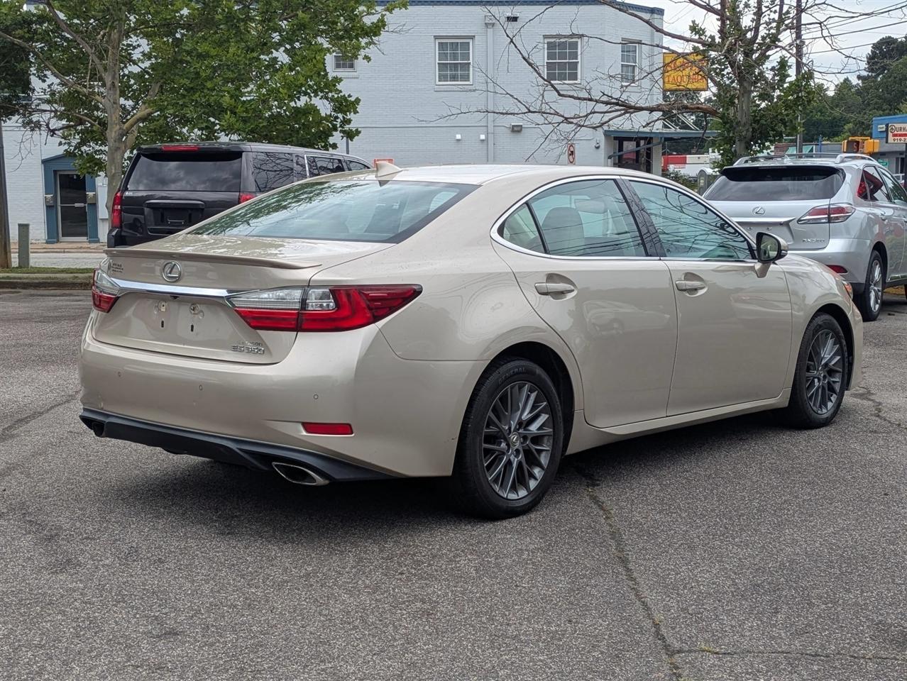 Lexus ES 350 Sedan 2018