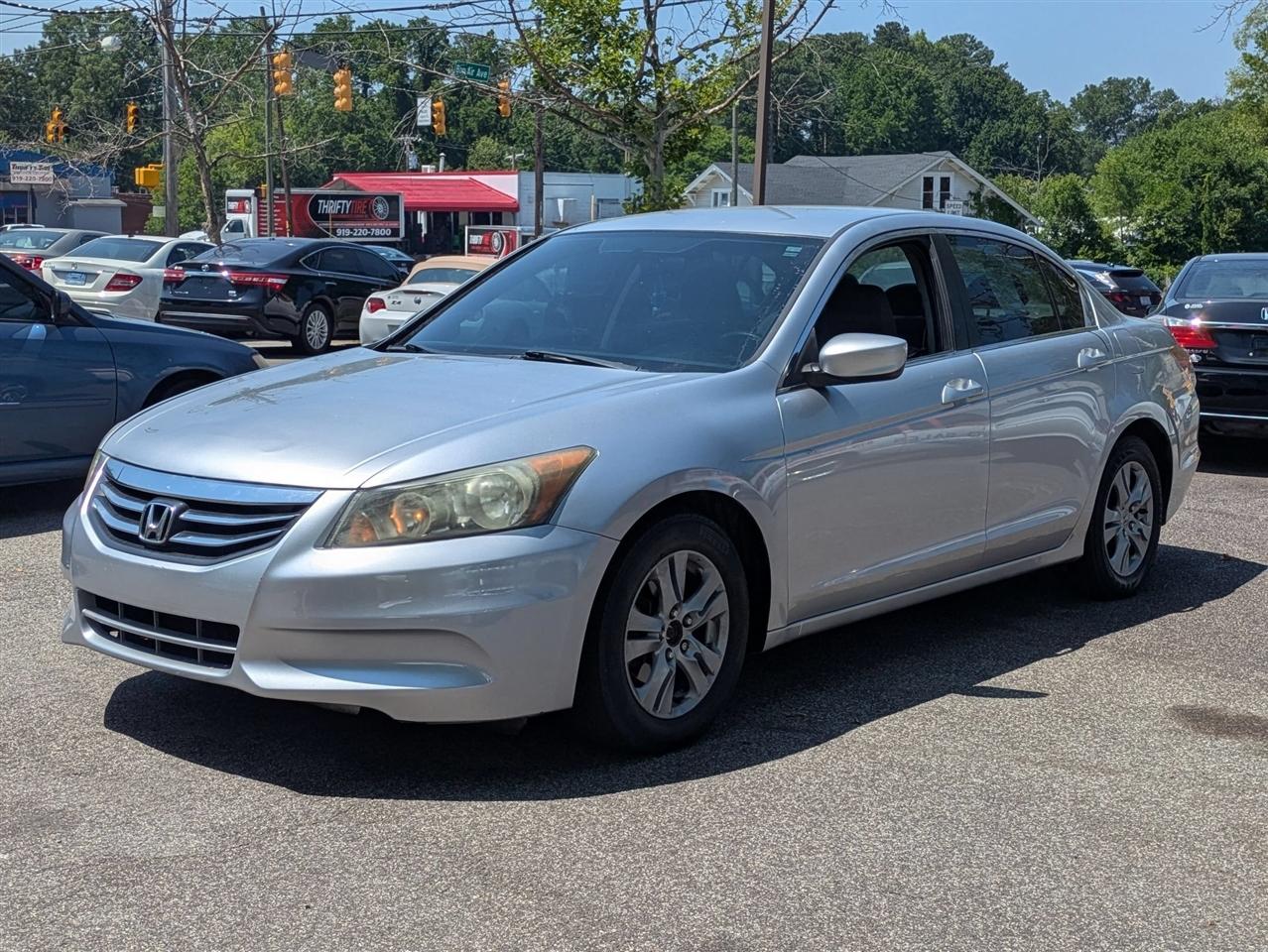 Honda Accord LX-P Sedan AT 2011