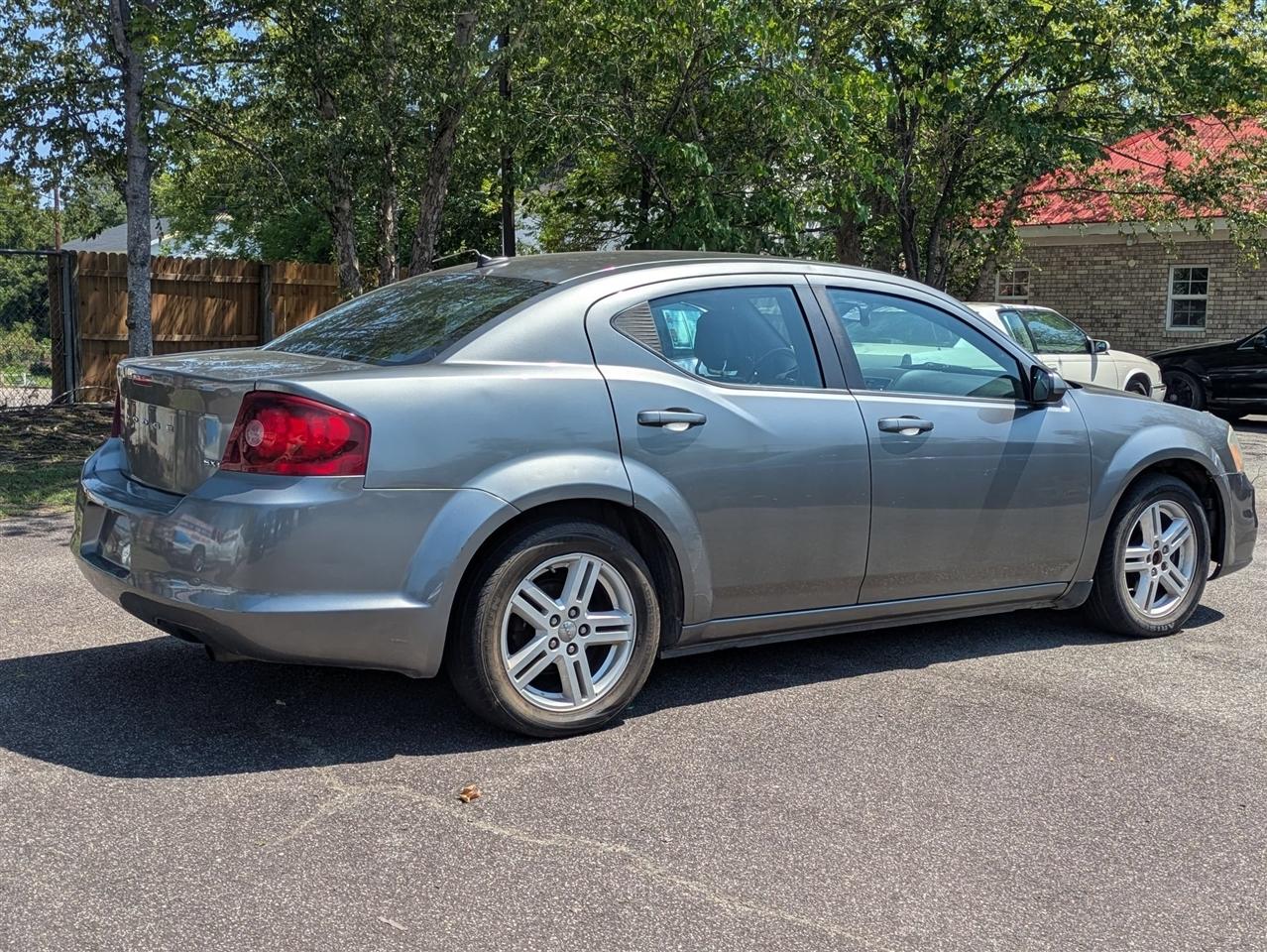 Dodge Avenger SXT 2013