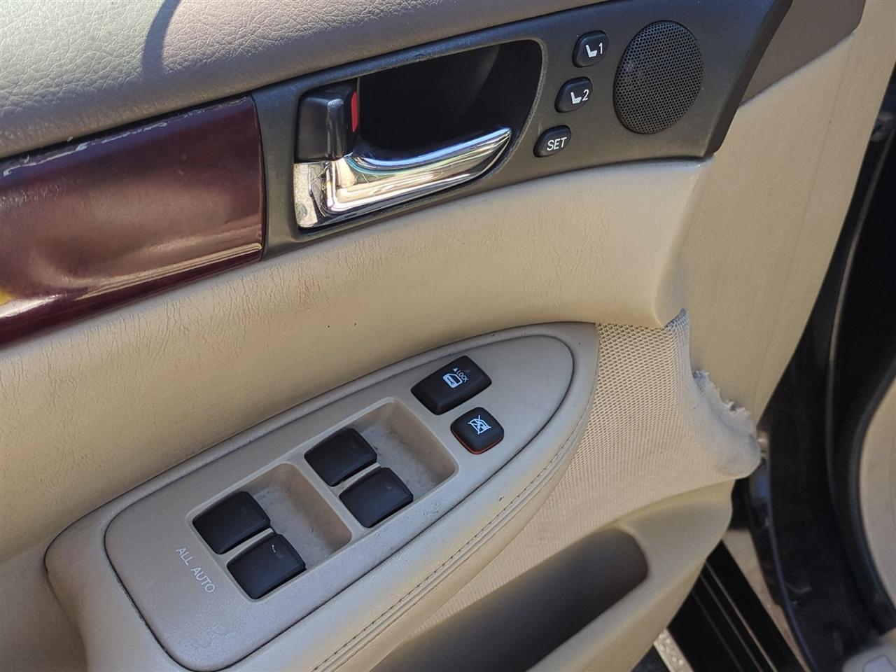 Lexus ES 330 Sedan 2004