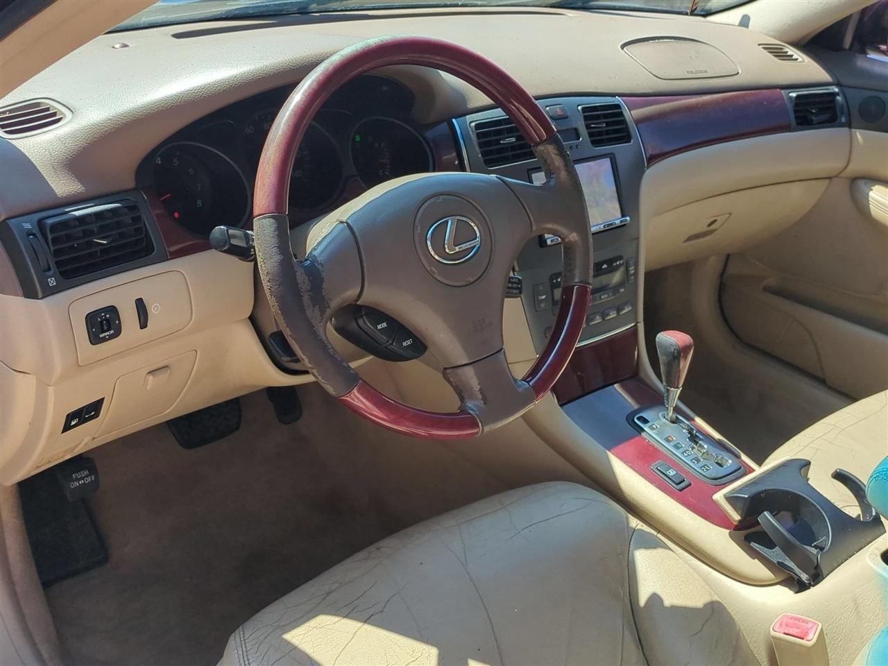 Lexus ES 330 Sedan 2004