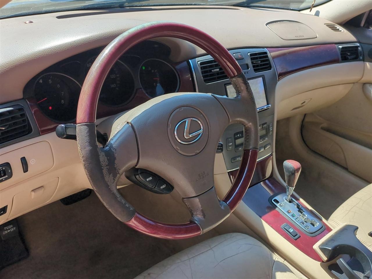 Lexus ES 330 Sedan 2004