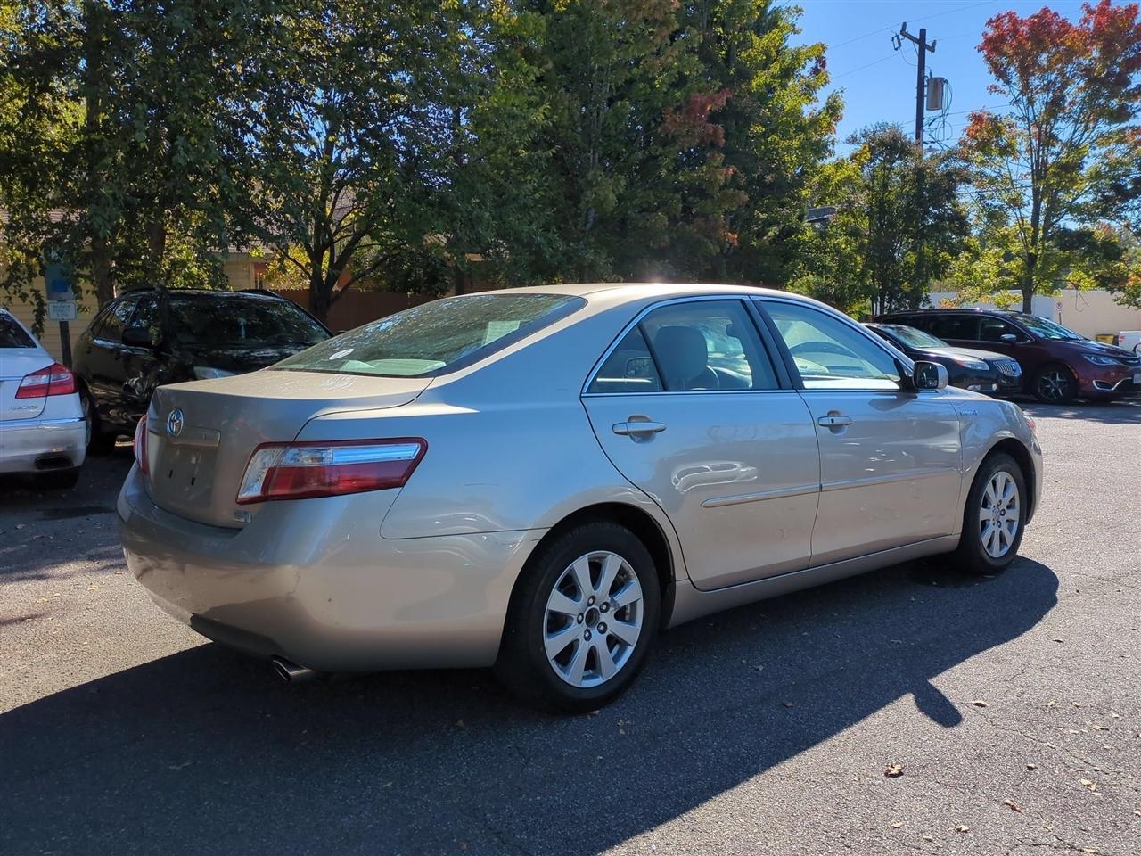 Toyota Camry Hybrid Sedan 2009