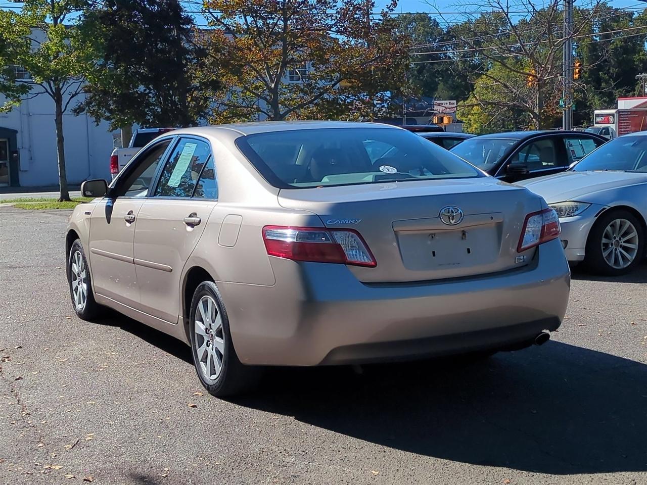 Toyota Camry Hybrid Sedan 2009