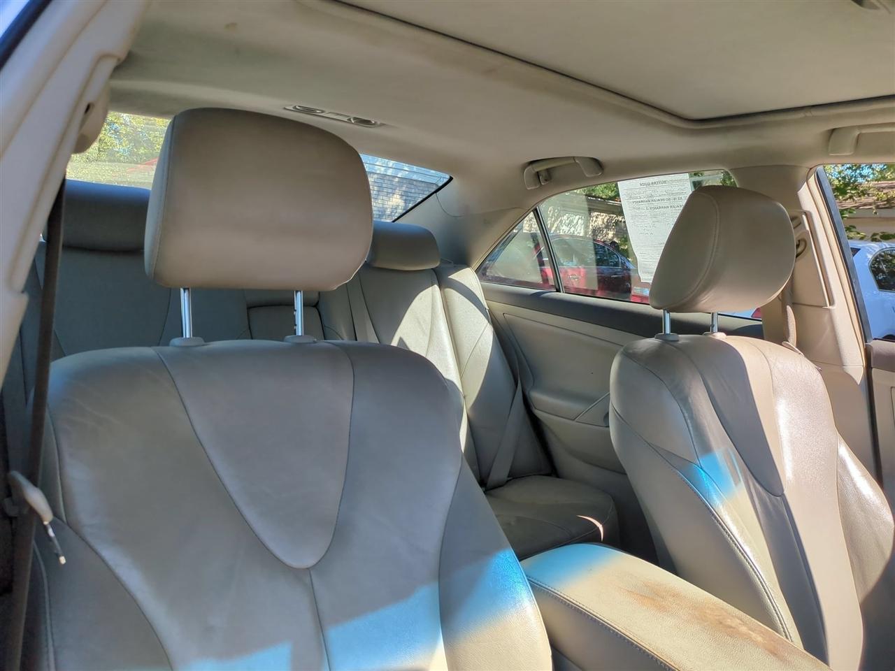 Toyota Camry Hybrid Sedan 2009