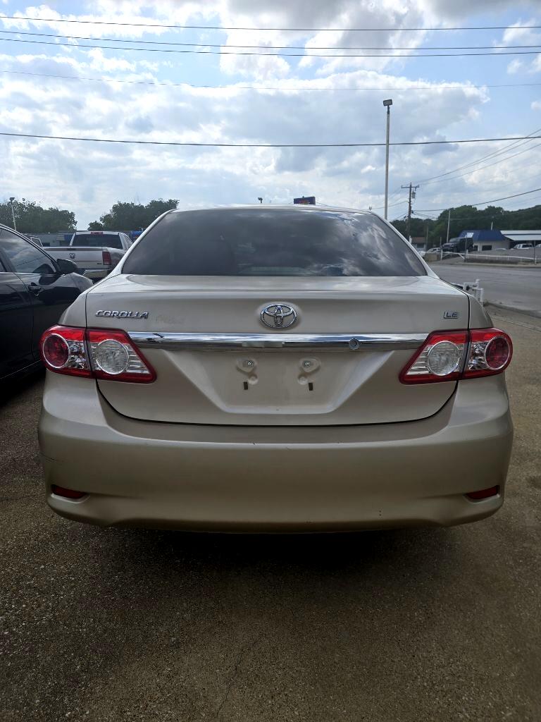 Toyota Corolla  2011
