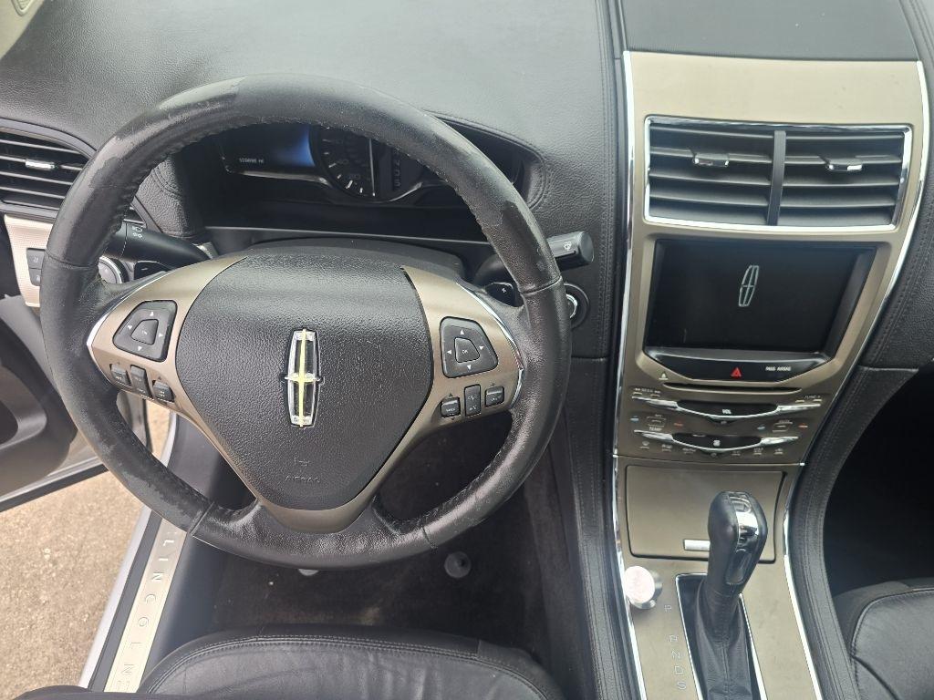 2014 Lincoln MKX BASE