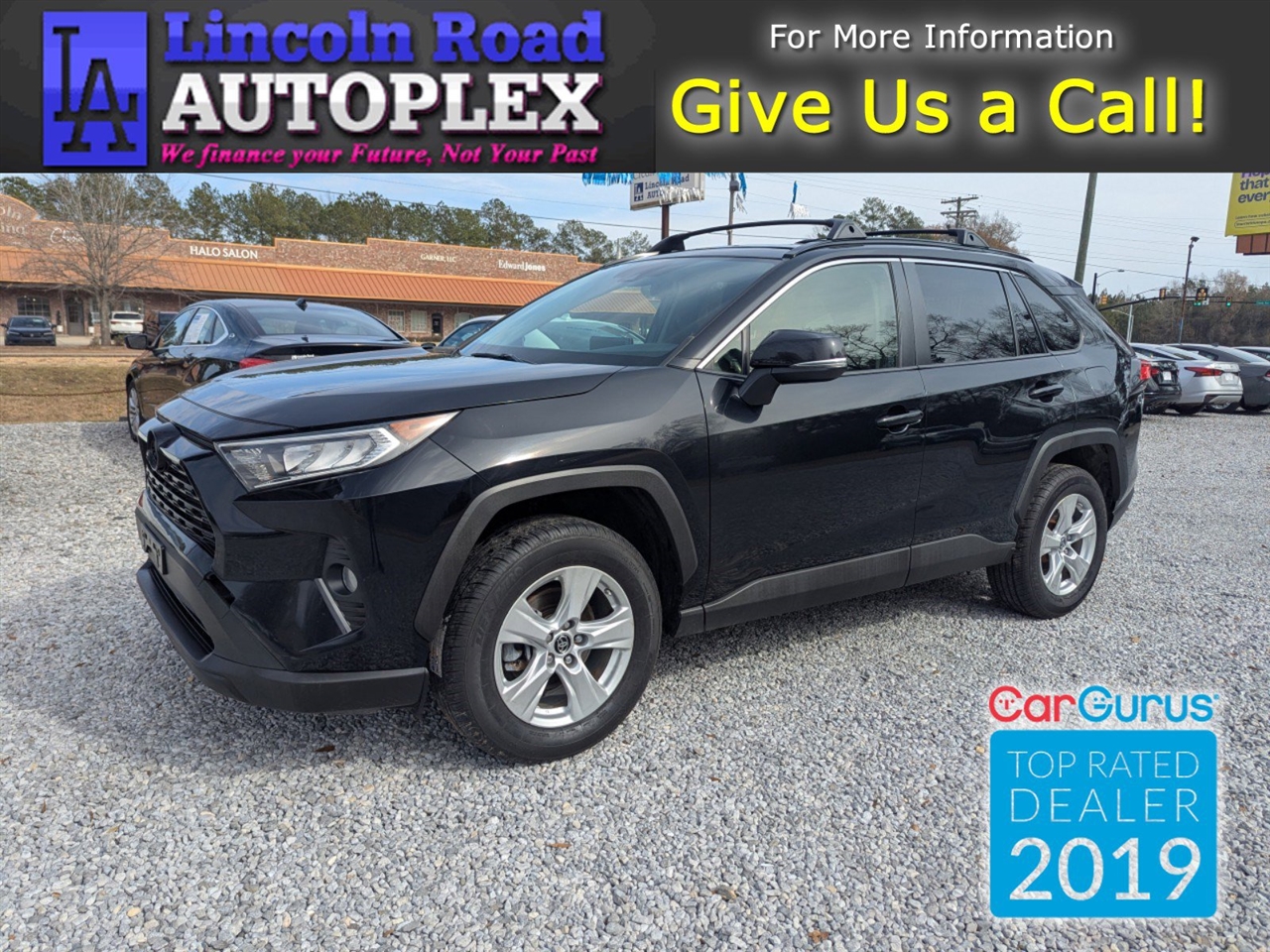 Toyota RAV4 XLE AWD (Natl) 2019