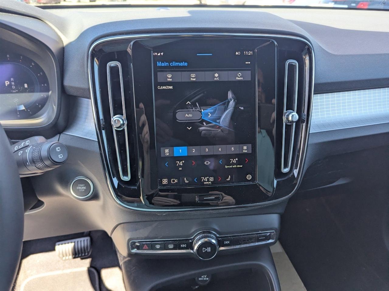 Volvo XC40 B5 AWD Core 2023