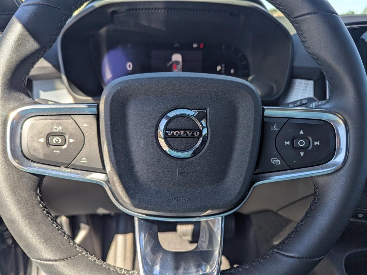 Volvo XC40 B5 AWD Core 2023