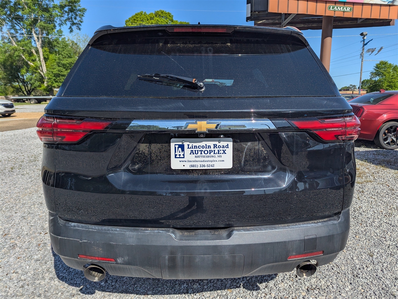 Chevrolet Traverse FWD 4dr LS w/1LS 2023