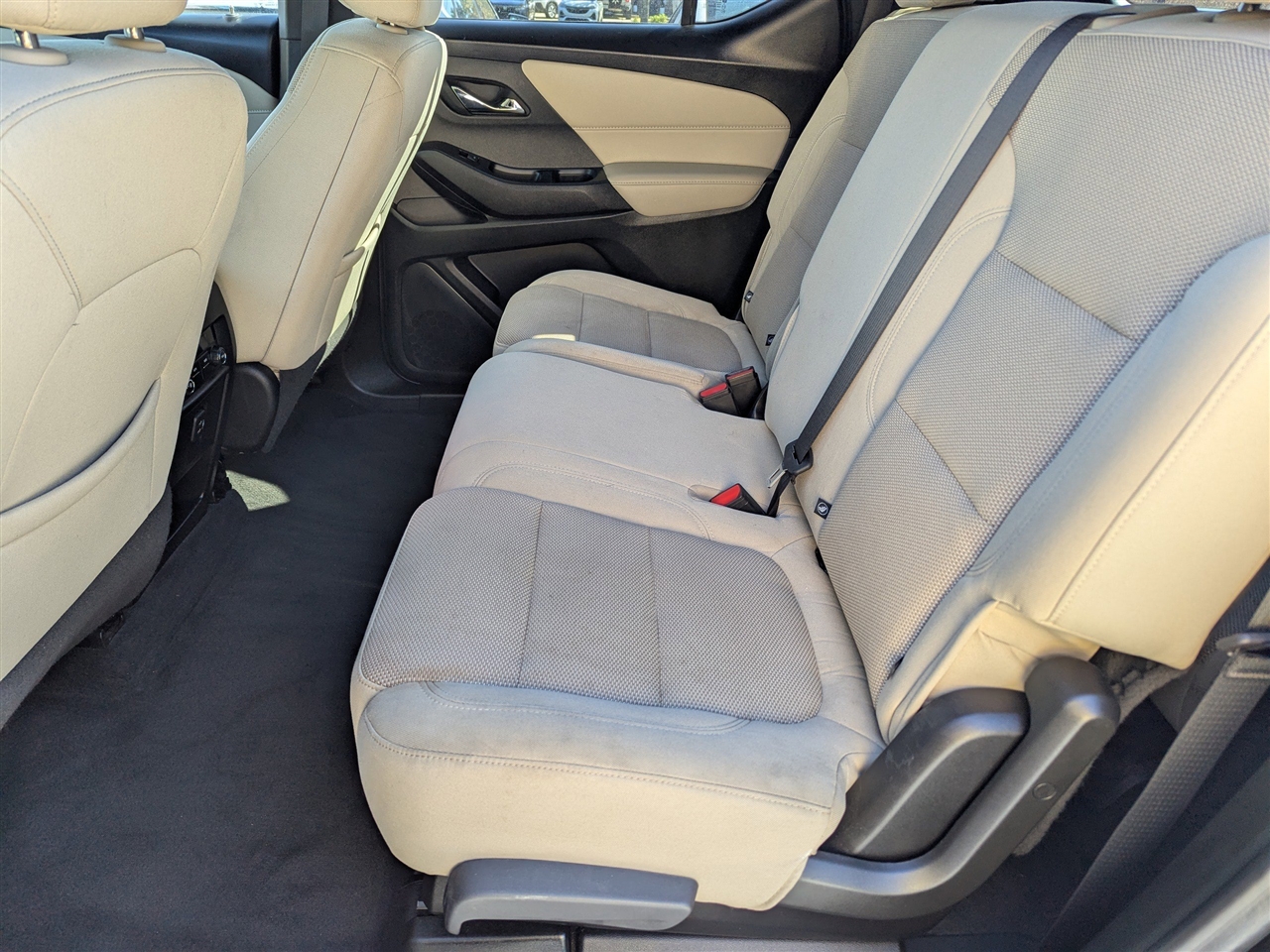 Chevrolet Traverse FWD 4dr LS w/1LS 2023