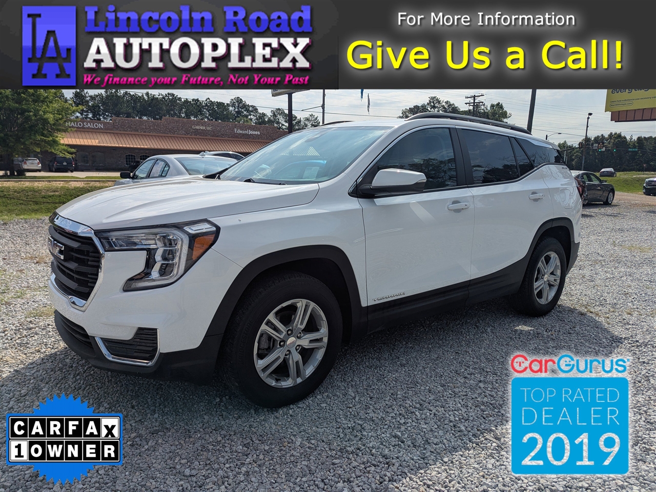 2023 GMC Terrain SLE