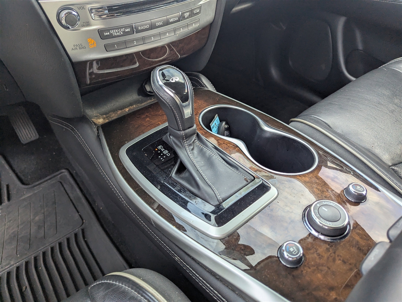 Infiniti QX60 LUXE FWD 2019