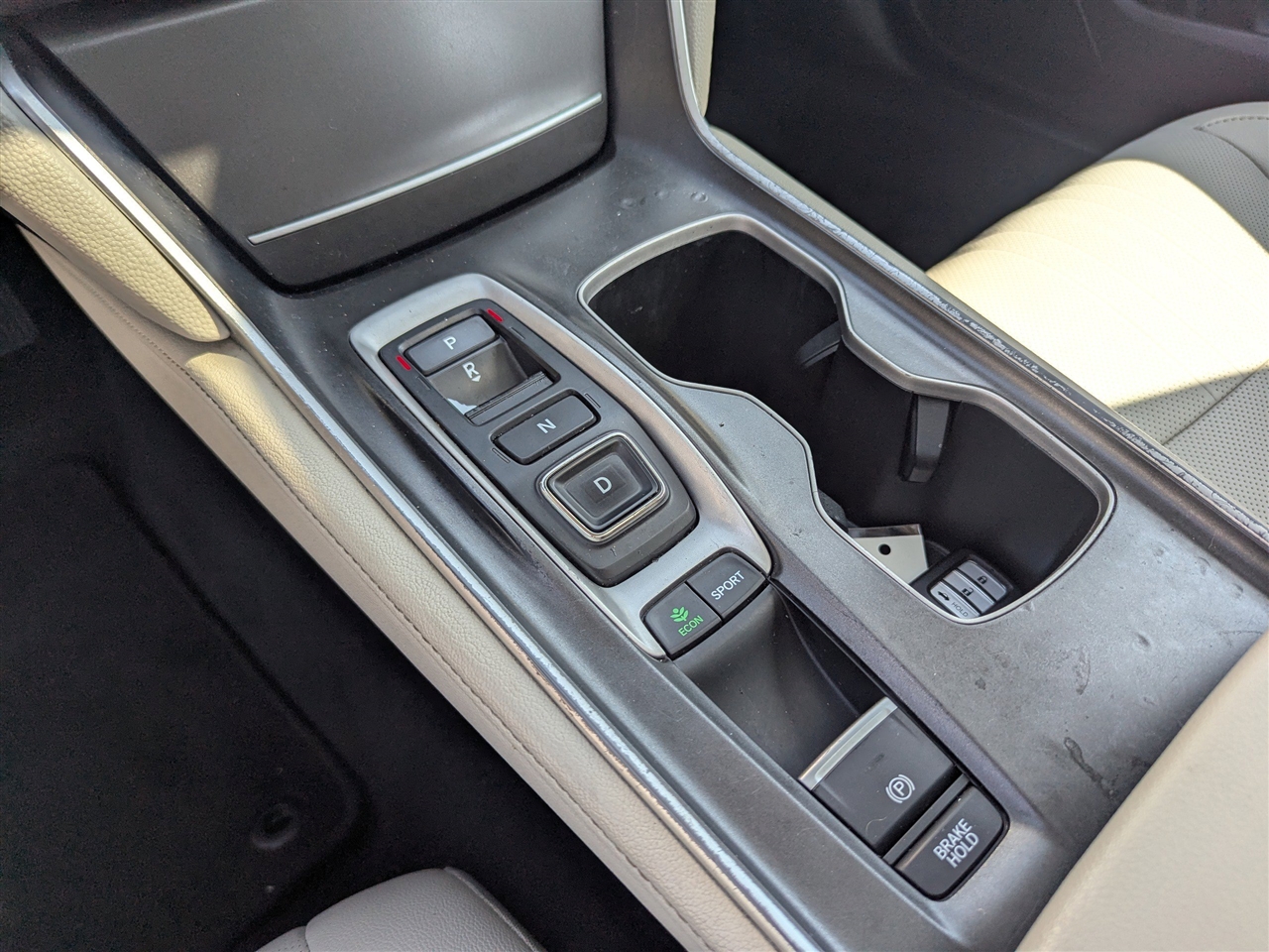 Honda Accord Touring 2.0T Auto 2020