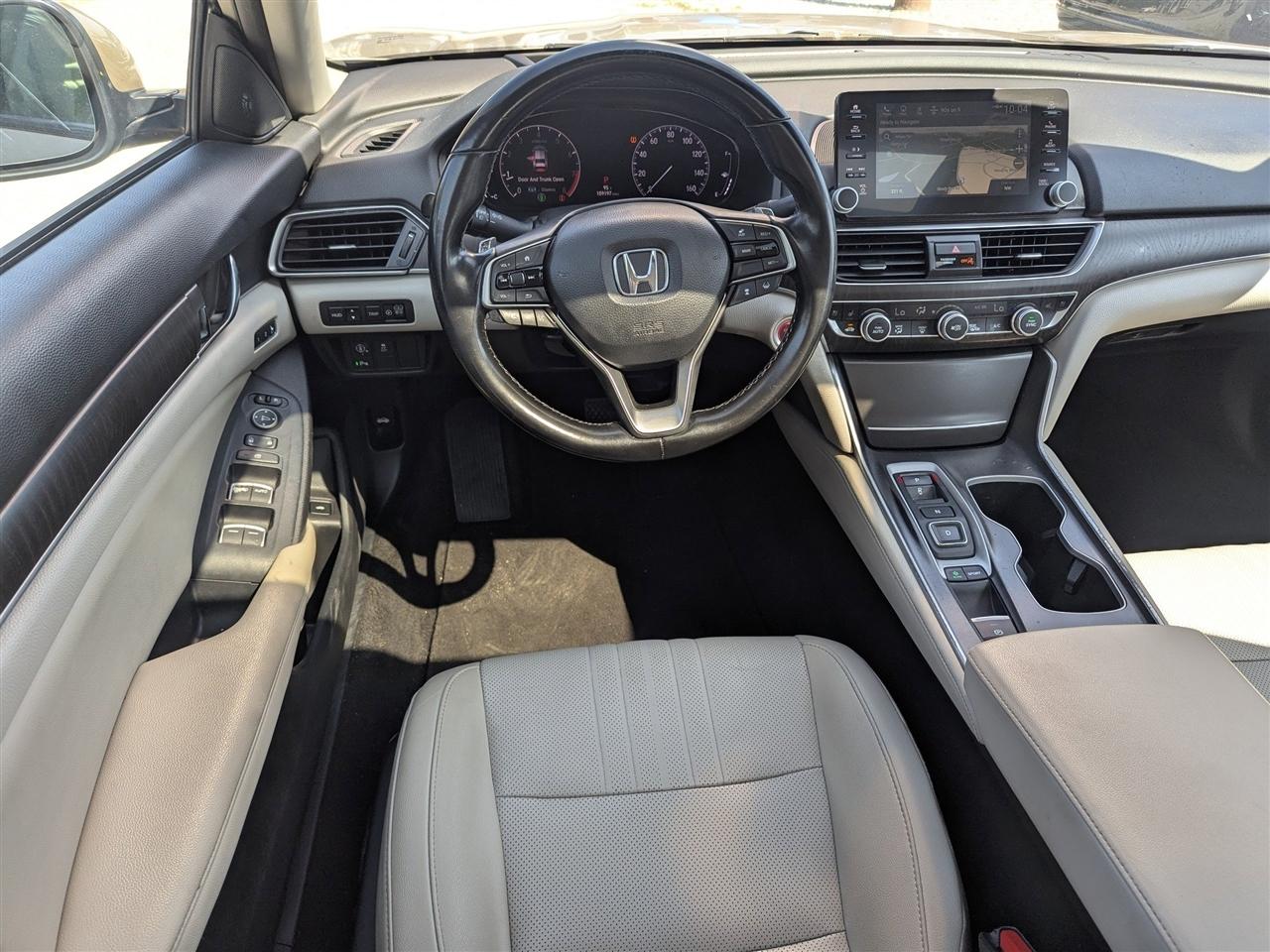 Honda Accord Touring 2.0T Auto 2020