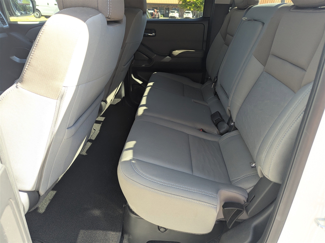 Nissan Frontier Crew Cab 4x2 SV Auto 2022