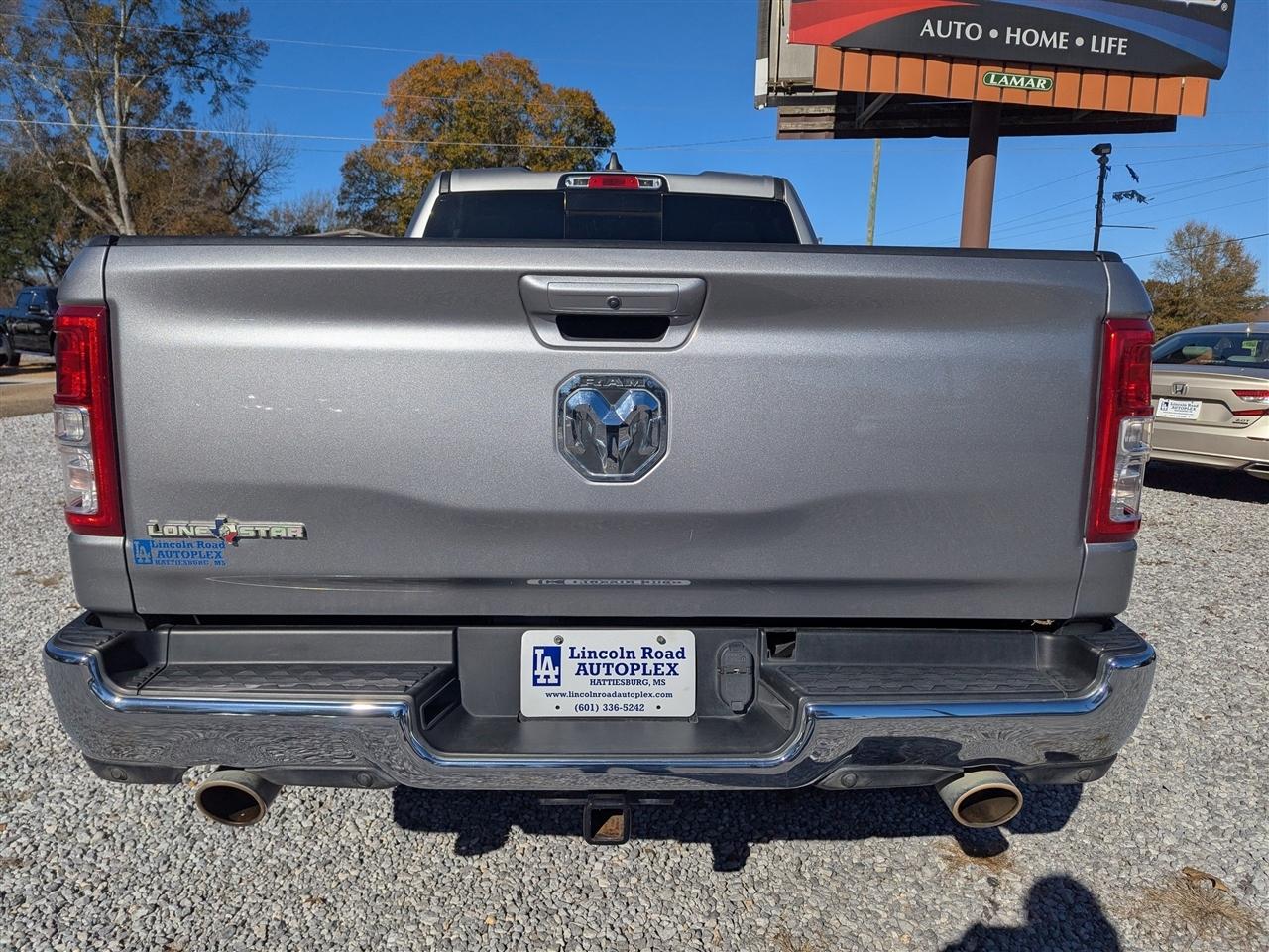 RAM 1500 Lone Star 4x2 Quad Cab 6'4" Box 2021