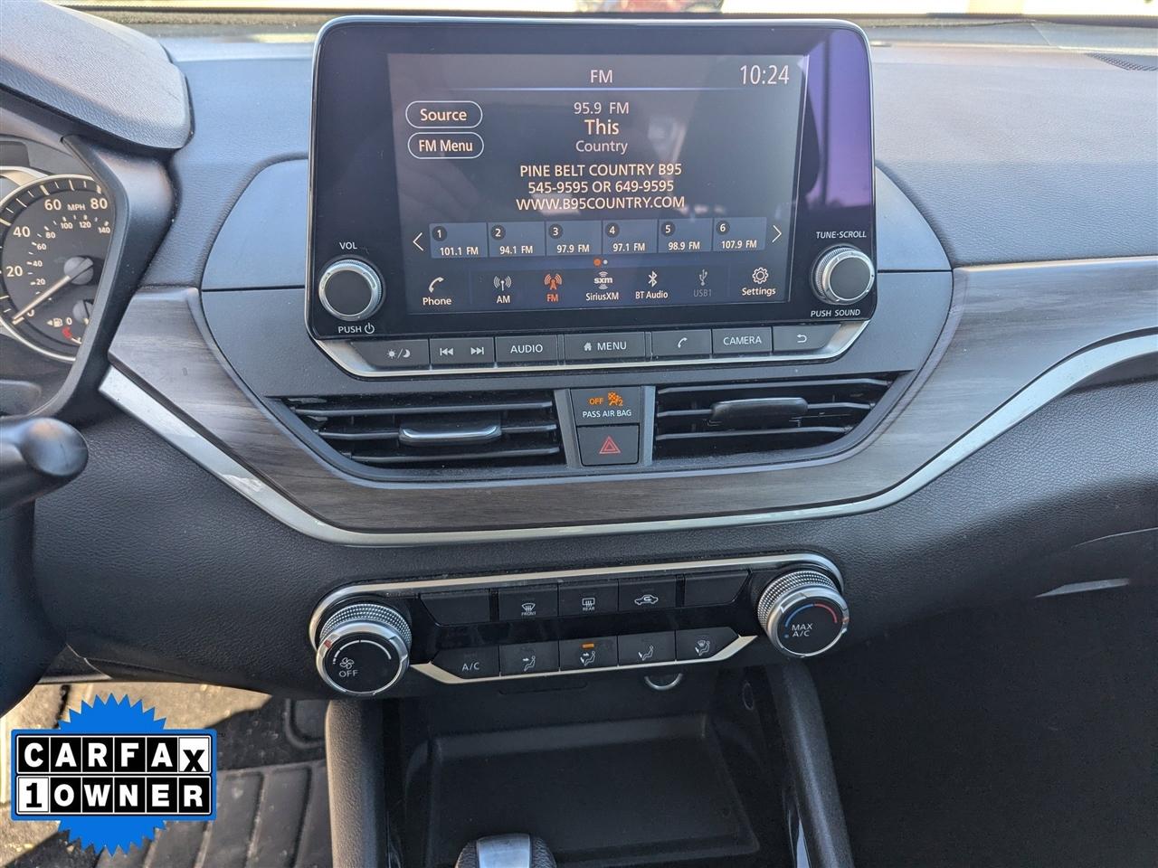 Nissan Altima 2.5 SV Sedan 2024