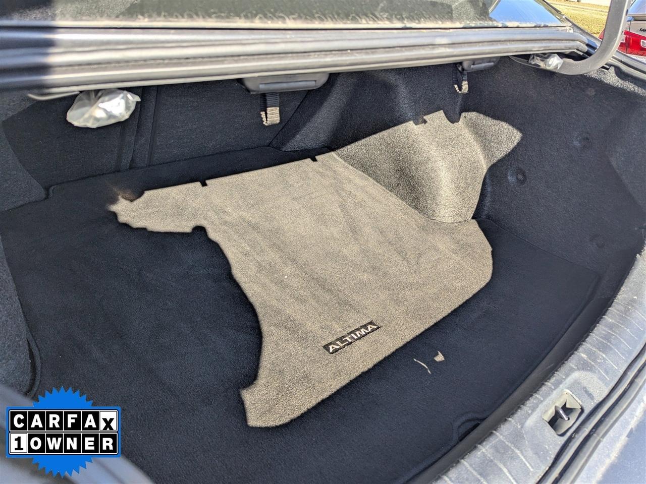 Nissan Altima 2.5 SV Sedan 2024