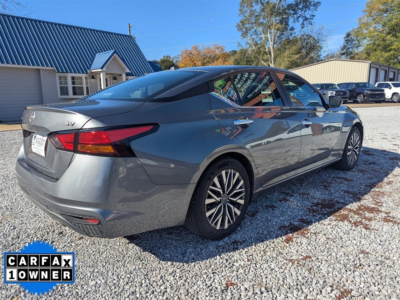 Nissan Altima 2.5 SV Sedan 2024