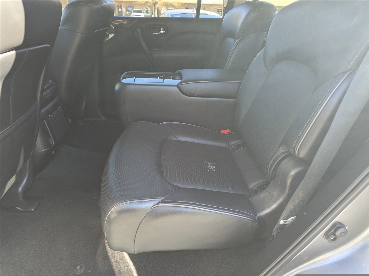 Infiniti QX80 LUXE AWD 2021