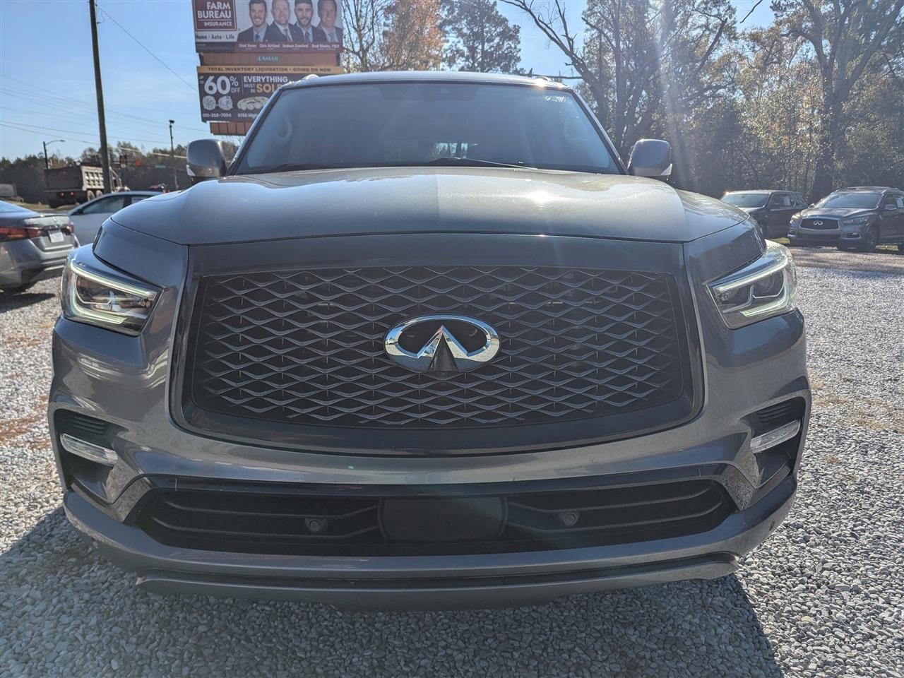 Infiniti QX80 LUXE AWD 2021