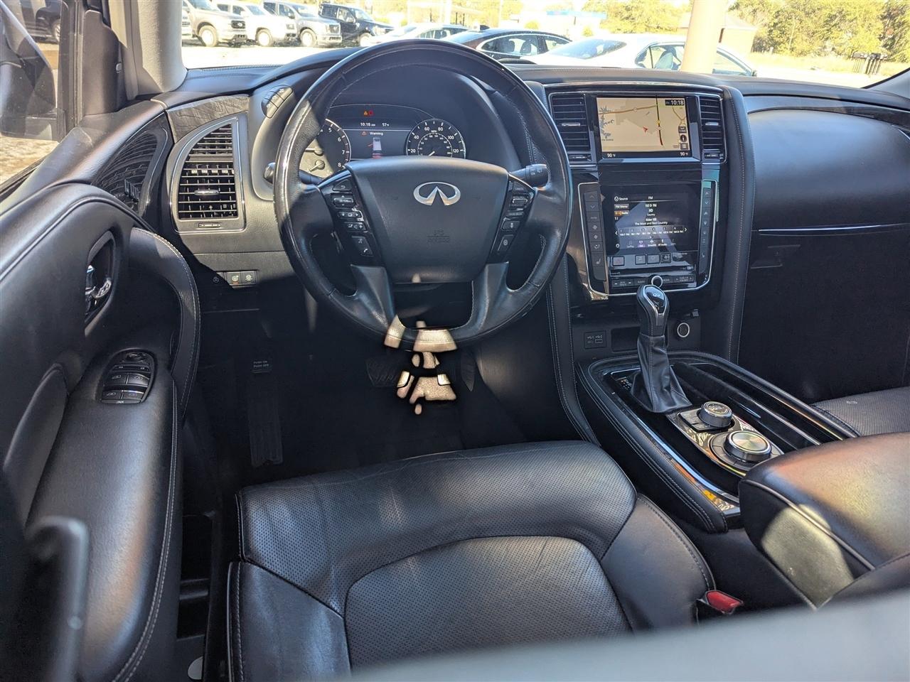 Infiniti QX80 LUXE AWD 2021