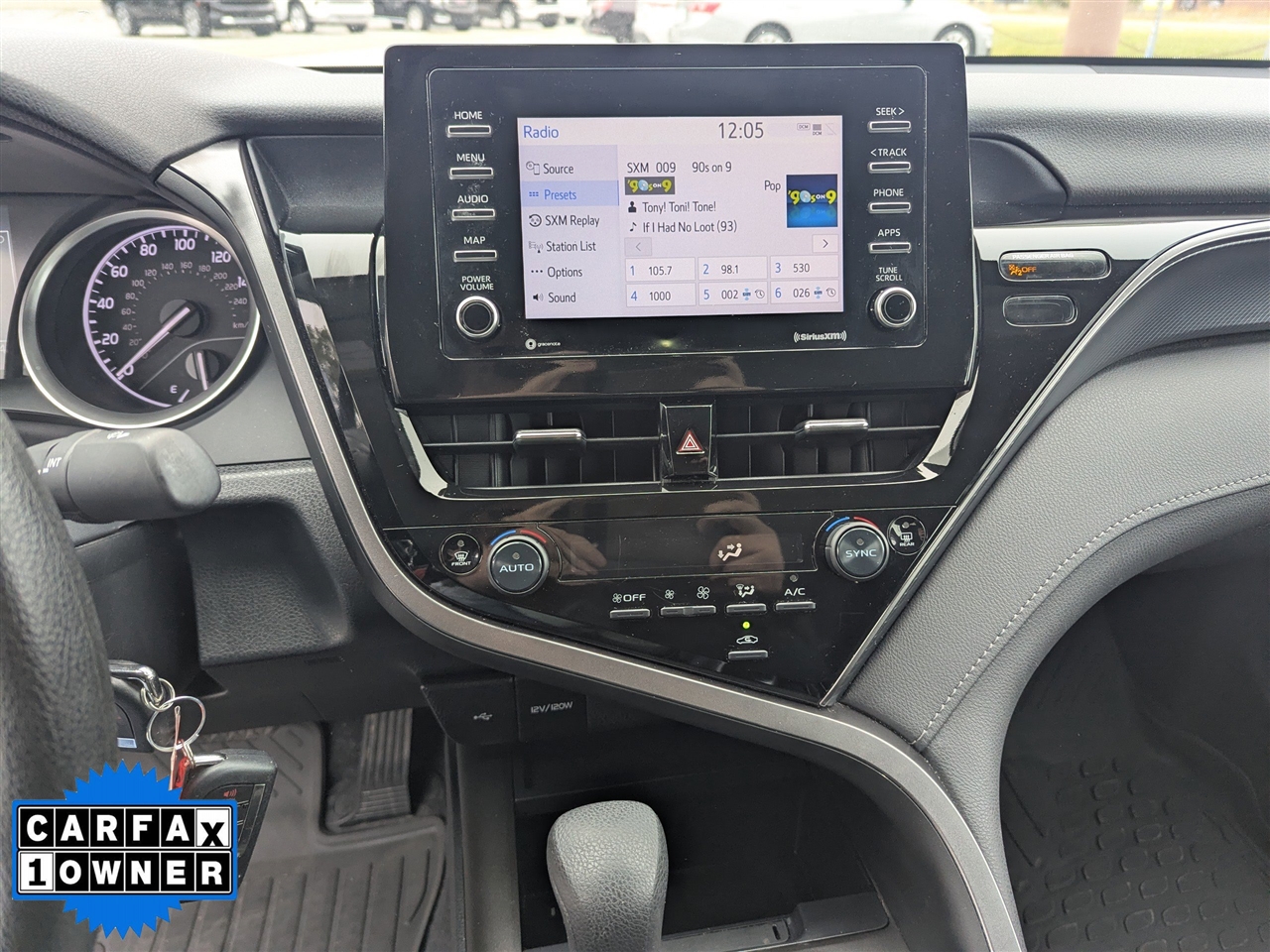 Toyota Camry LE Auto (Natl) 2024