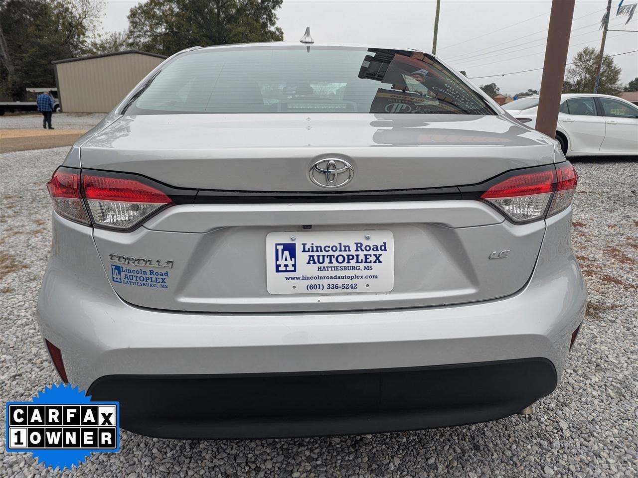 Toyota Corolla LE CVT (Natl) 2024