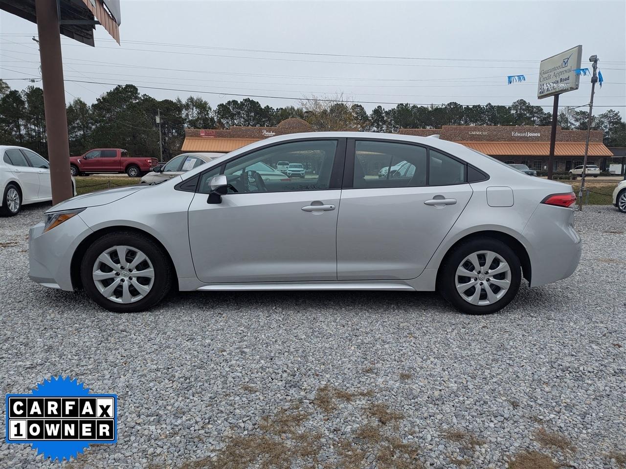 Toyota Corolla LE CVT (Natl) 2024