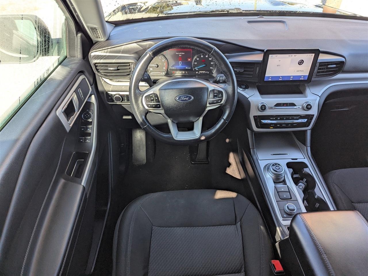 Ford Explorer XLT 4WD 2023