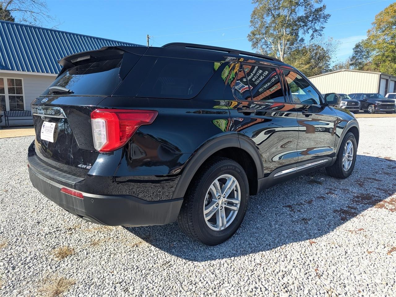 Ford Explorer XLT 4WD 2023