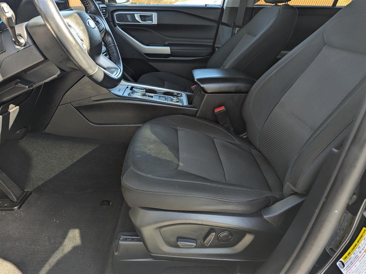 Ford Explorer XLT 4WD 2023