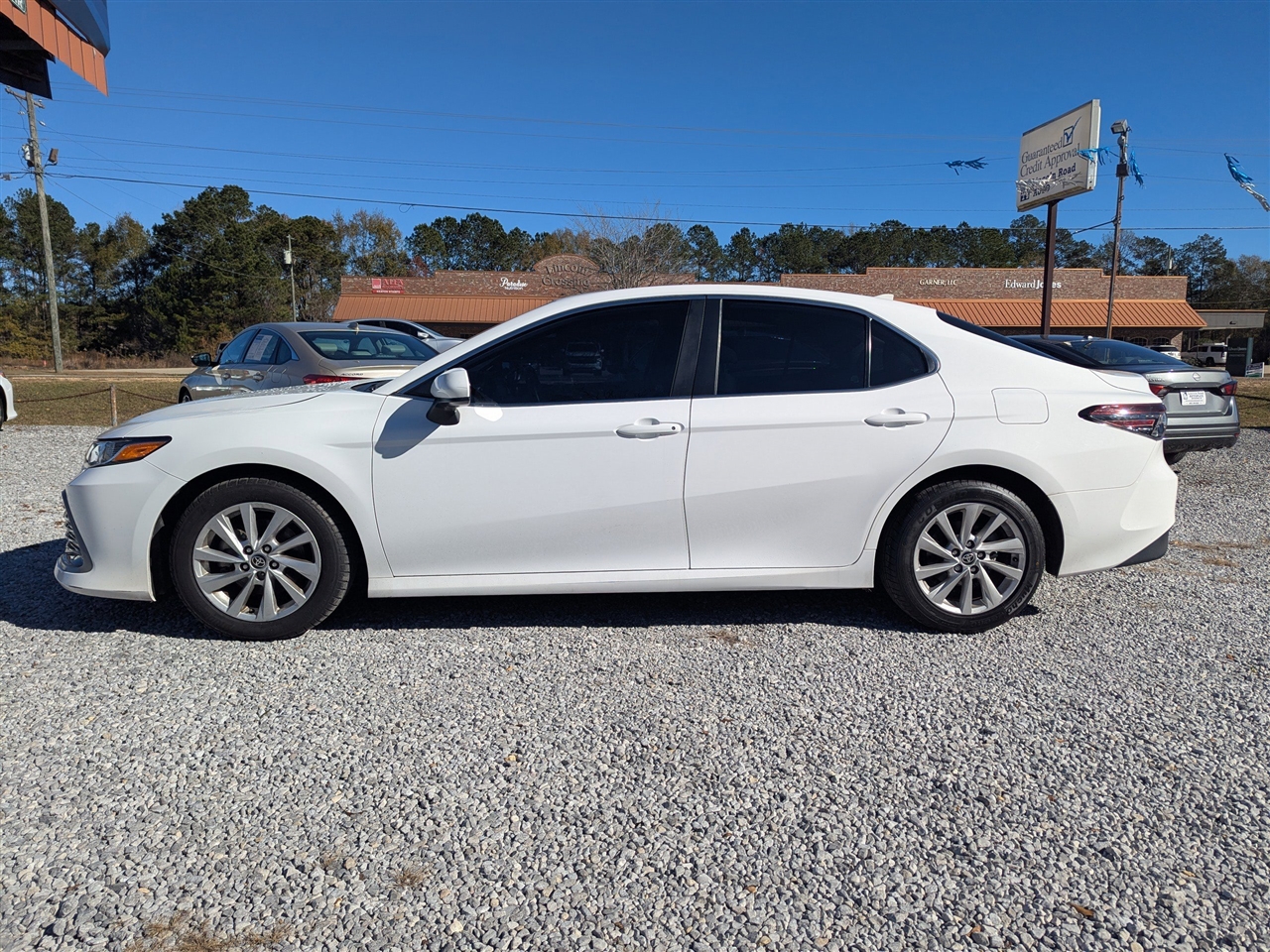 Toyota Camry LE Auto (Natl) 2024