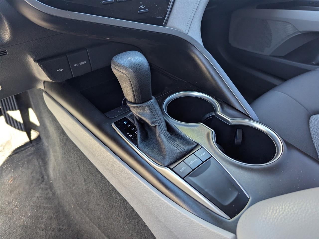 Toyota Camry LE Auto (Natl) 2024