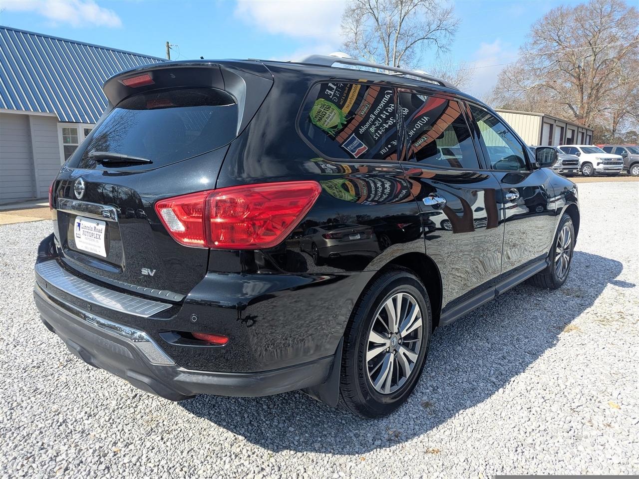 Nissan Pathfinder FWD SV 2018