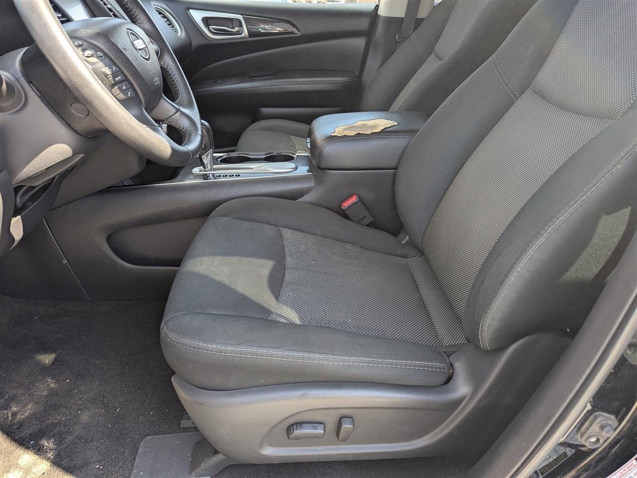 Nissan Pathfinder FWD SV 2018