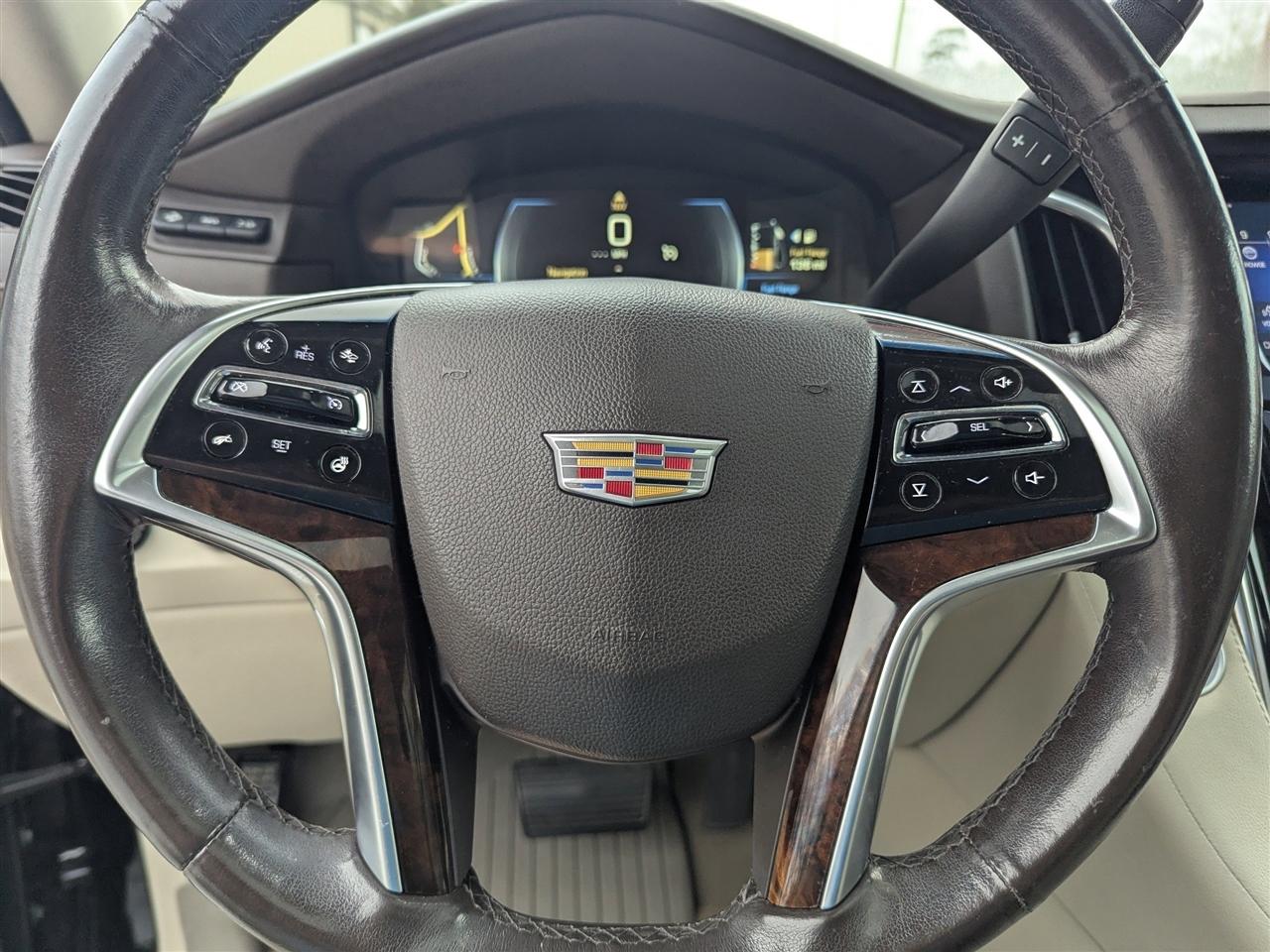 Cadillac Escalade 4WD 4dr Luxury 2015