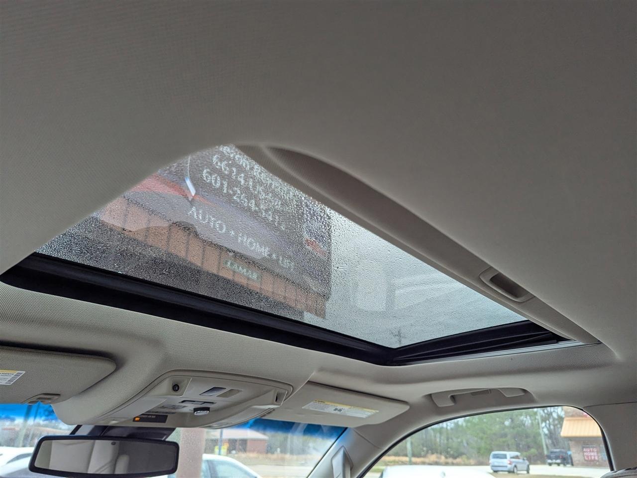 Cadillac Escalade 4WD 4dr Luxury 2015