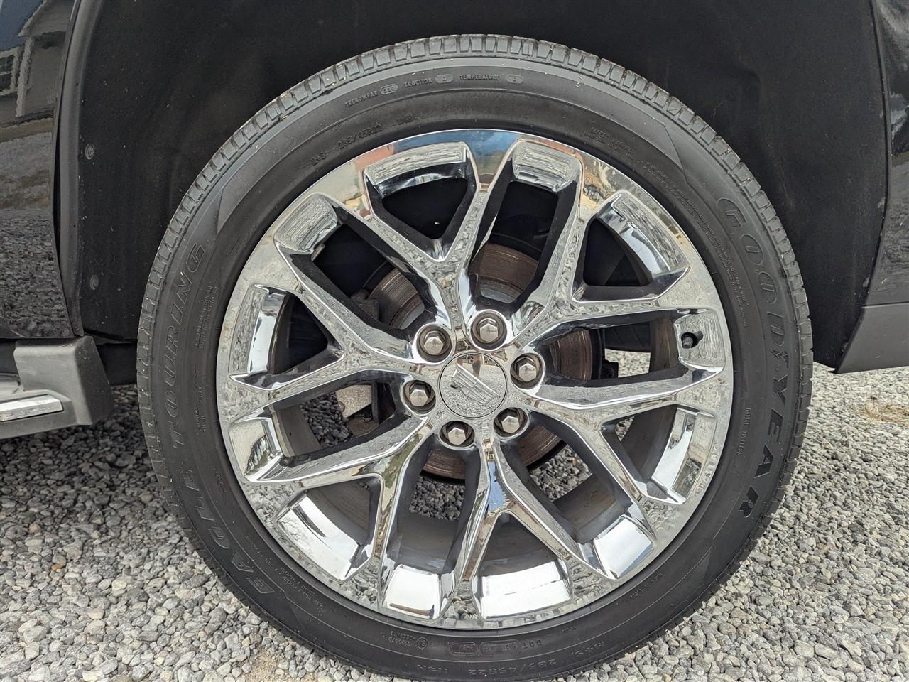 Cadillac Escalade 4WD 4dr Luxury 2015