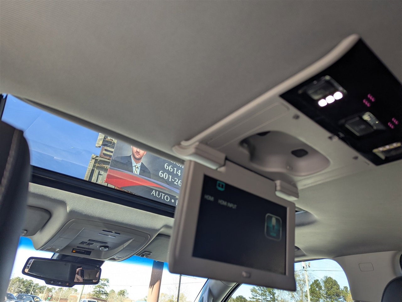 Chevrolet Tahoe 4WD 4dr Premier 2019