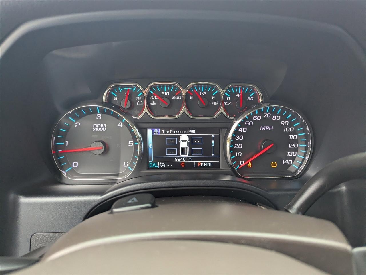 Chevrolet Silverado 1500 2WD Crew Cab 143.5" LT w/1LT 2017