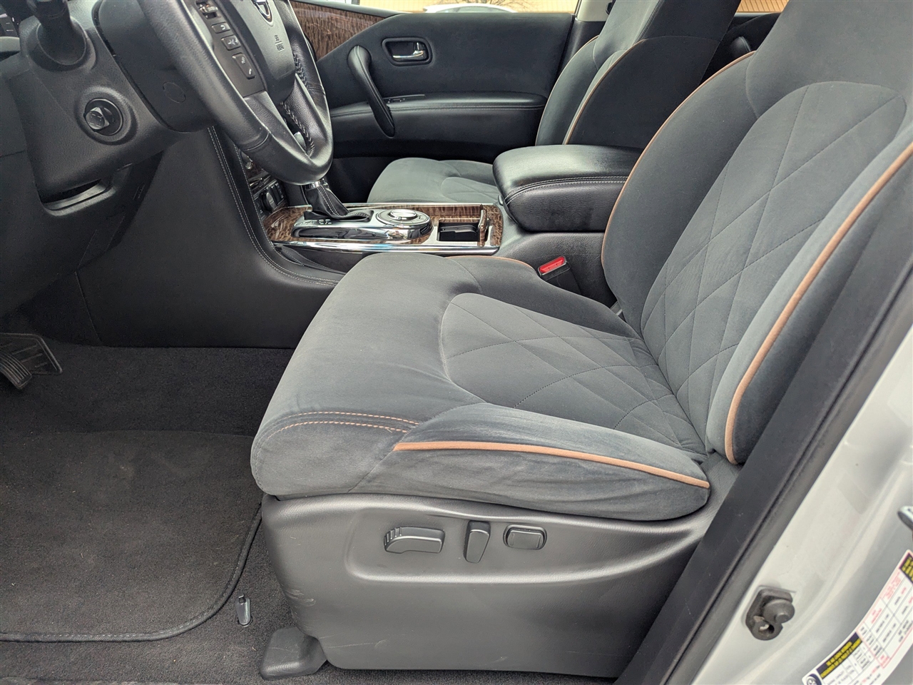 Nissan Armada 4x2 SV 2018