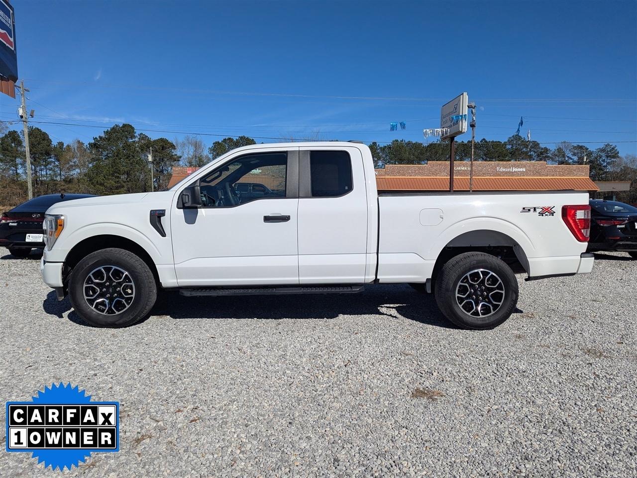 Ford F-150 Lariat 4WD SuperCab 8' Box 2022