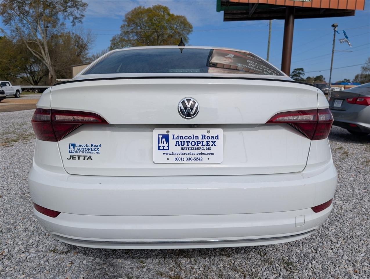 Volkswagen Jetta R-Line Auto 2021