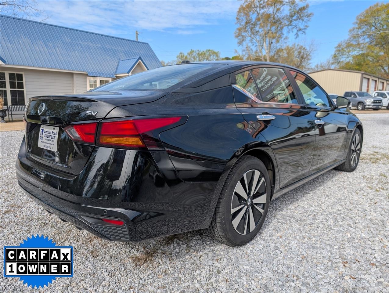 Nissan Altima 2.5 SV Sedan 2022